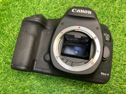 Canon EOS 5D Mark III (22.000 кадров)