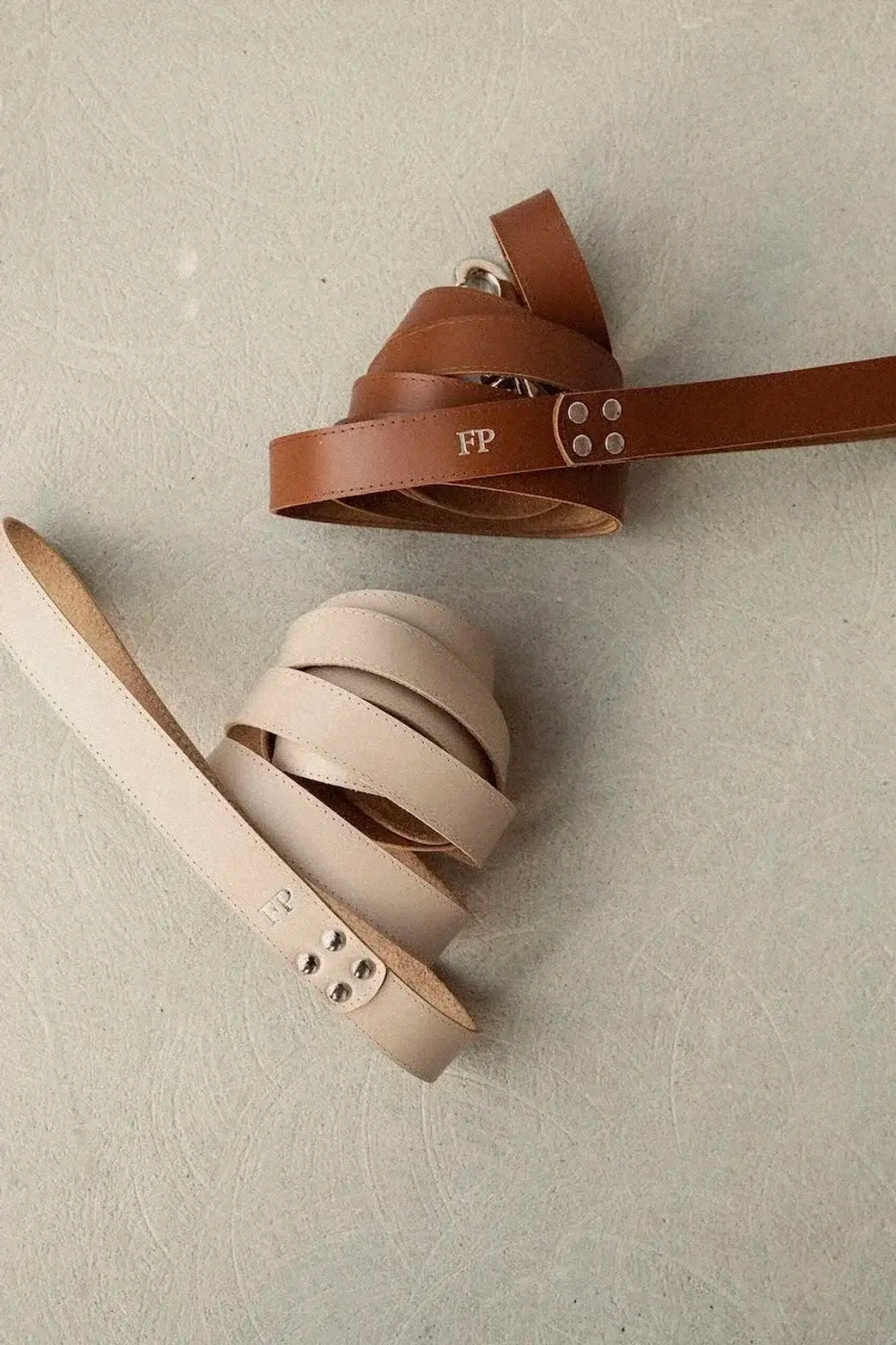 Кожаный поводок MONO