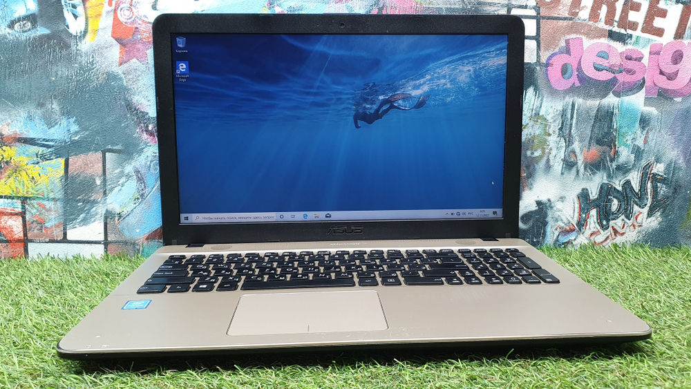 15.6" Ноутбук ASUS 4 ядра покупка/продажа