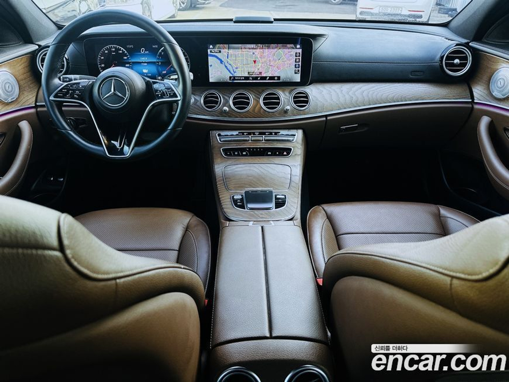 Mercedes-Benz E-Class W213 E300e 4MATIC Exclusive (02.2021)