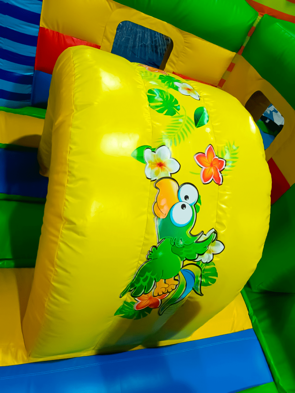 Коммерческий надувной батут «Звериный мир 2» с горкой и аркой, 6*5*4.2 м