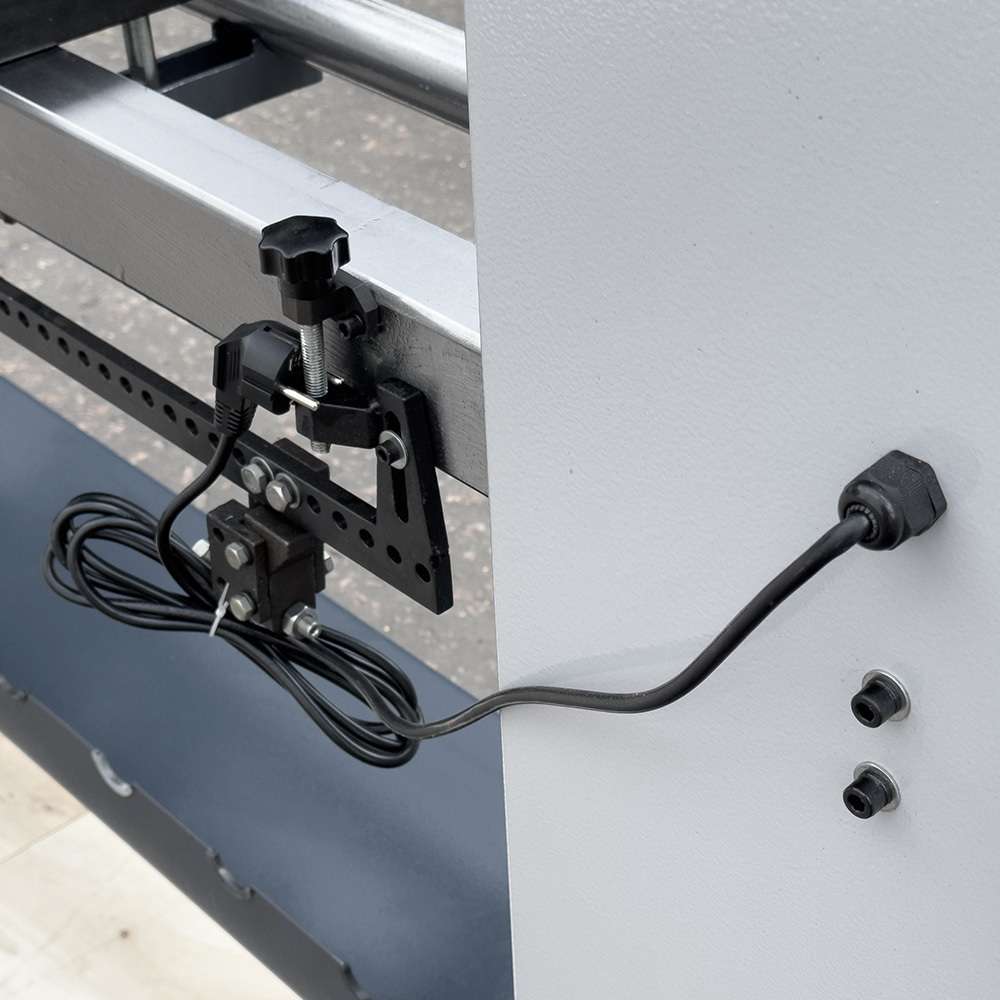 DSL-1500/230  деревообрабатывающий токарный  станок
