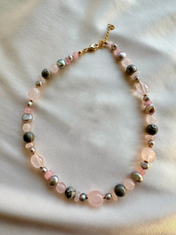 Ожерелье 3 стихии из жемчуга, кварца и яшмы