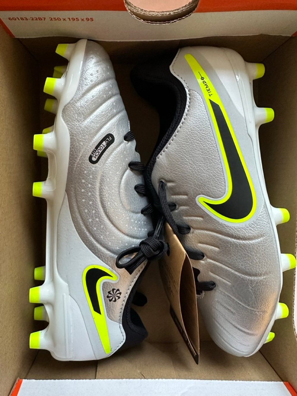 Nike Tiempo Legend 10 Academy FG MG Junior DV4348 400