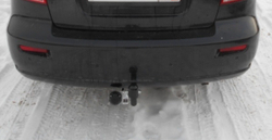 Фаркоп для Suzuki SX4 седан (2006-2013) (без электрики) (паспорт и сертификат) AvtoS.SZ10