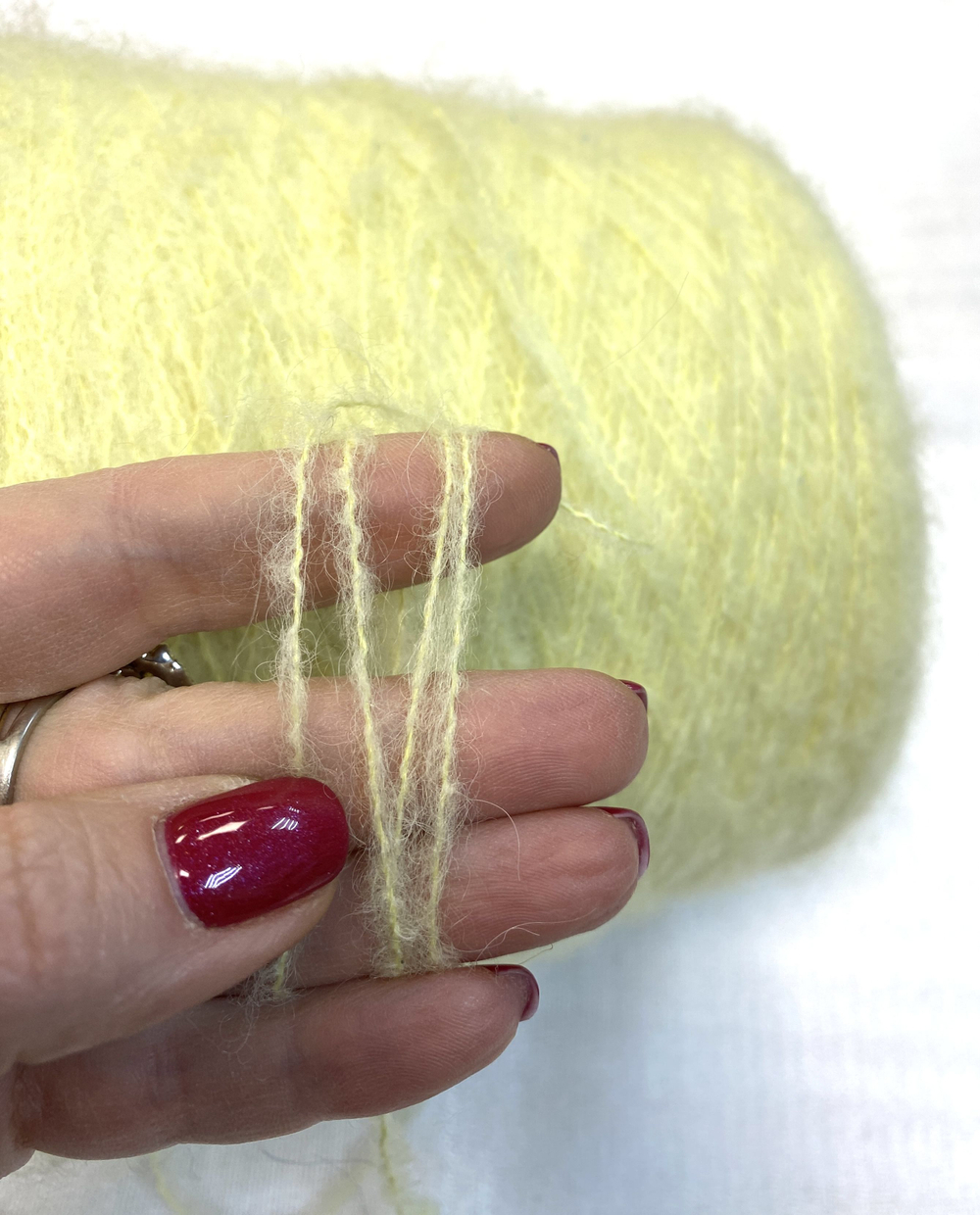 Пряжа на бобине (Италия) 30% альпака 20% мохер 20% шелк 12% меринос 18% п/а 100г 100г-450м