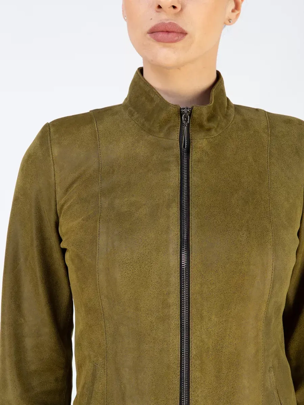 Кожаная куртка демисезонная