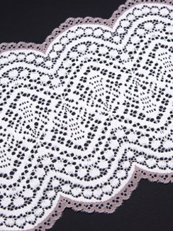 03-177  Кружево эластичное 17 см, белый/темно-лиловый