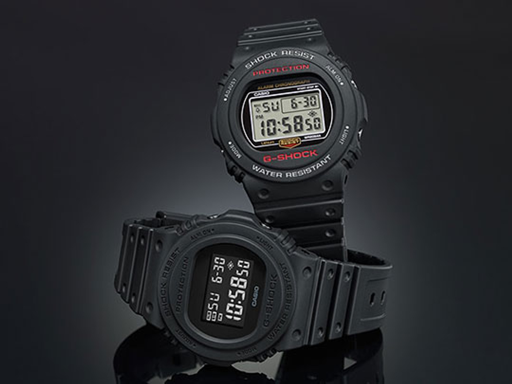 Часы Casio DW-5750E-1E