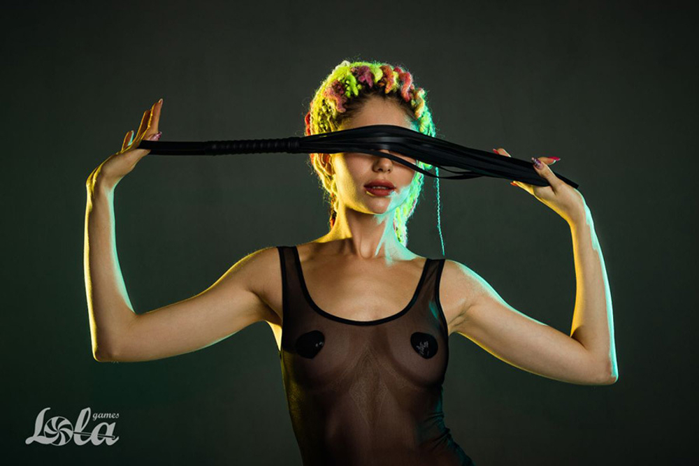 Черная плеть 64см Lola Games Party Hard Blazing 1121-01lola