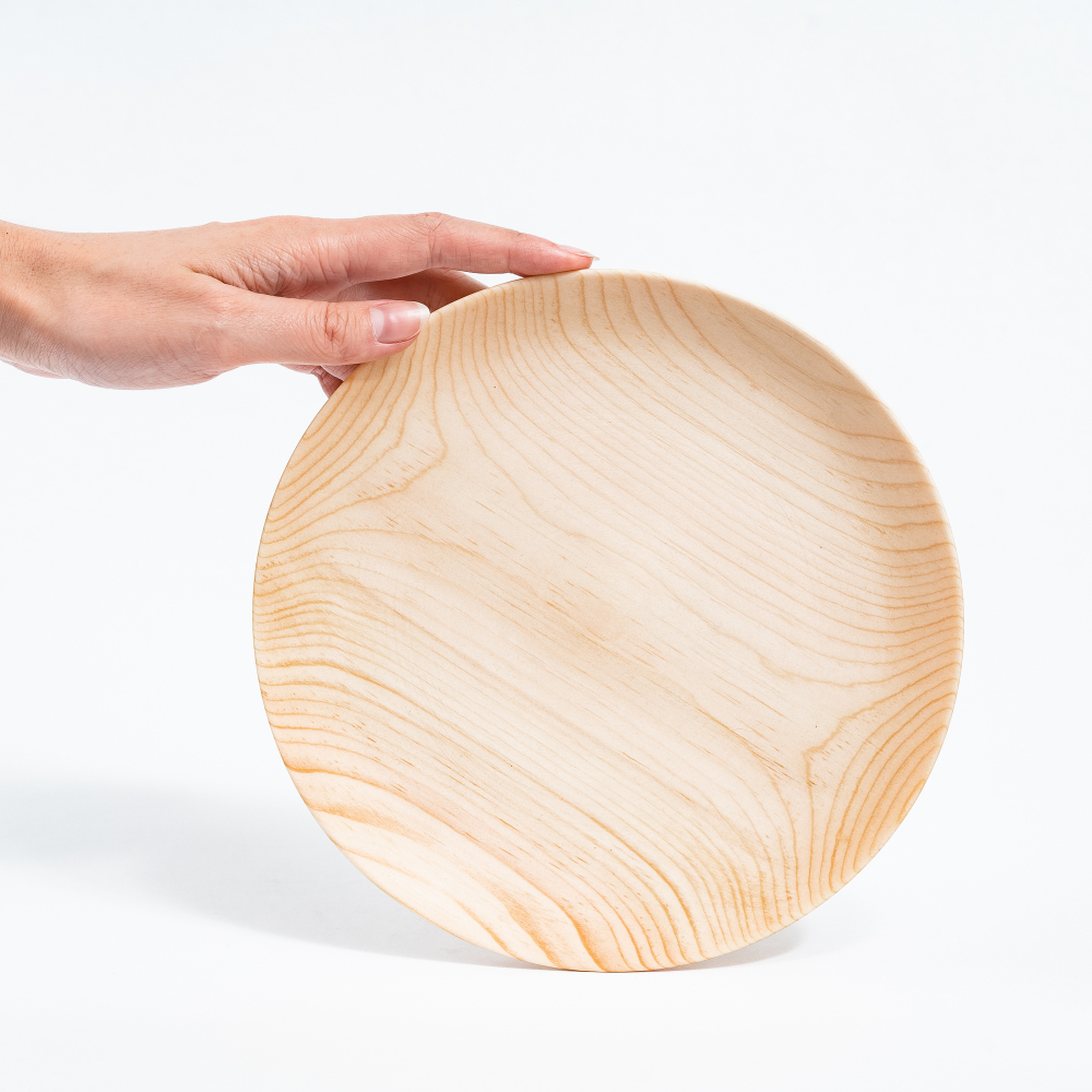 Тарелка Art of Siberia из сибирского кедра серии ЛОТОС, плоская, 20 см. T153