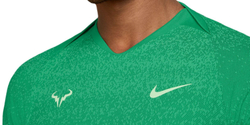 Мужская теннисная футболка Nike Court Rafa Dri-Fit Short Sleeve - зеленый