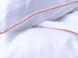 Постельное белье семейное Mollen белое с розово-коралловым кантом