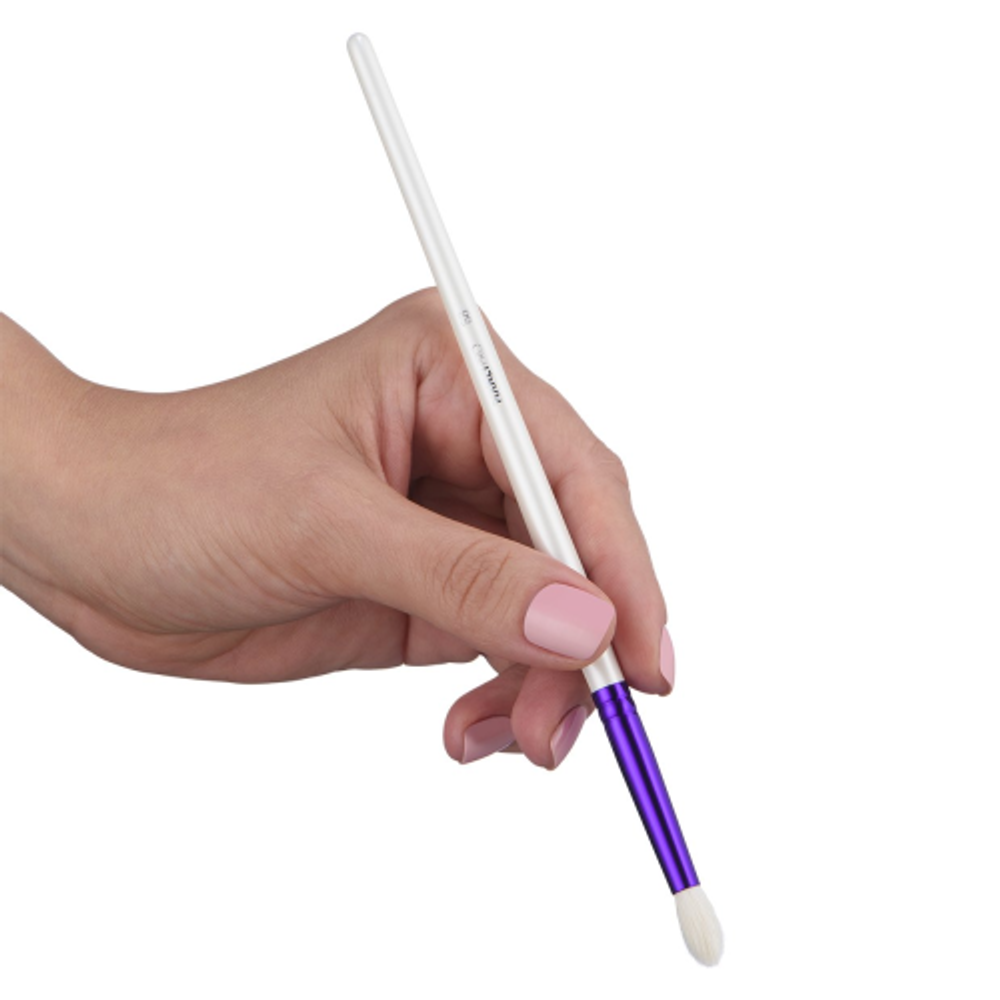 Маленькая кисть-свечка для теней ManlyPro - SY4