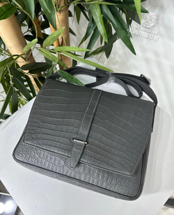 Сумка через плечо Hermes Messenger из Crocodile Porosus Noir