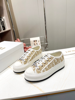 Christian Dior Walk'n'Dior Sneaker