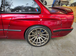 BMW E30 PANDEM (ROCKET BUNNY) Задняя правая накладка (Реплика "Стекловолокно")