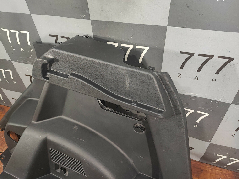 Обшивка багажника правая Chery Tiggo 4 18-нв Б/У Оригинал J685402120