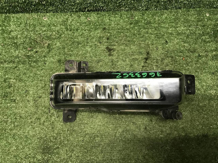 ПТФ правая BMW 3er G20 (2018-2022) M-paket