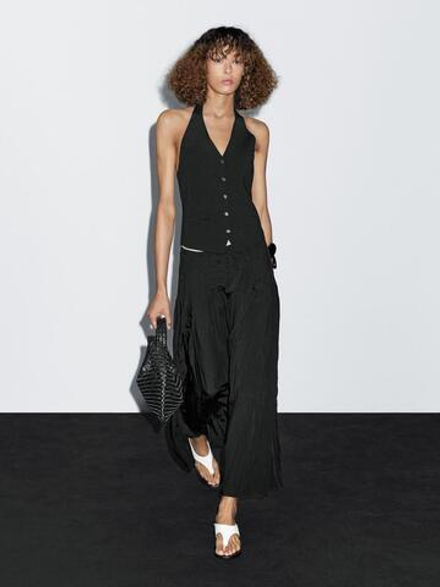 Massimo Dutti Вязаный жилет с воротником-халтер, черный