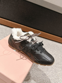 Miu Miu x New Balance 530 Sneaker