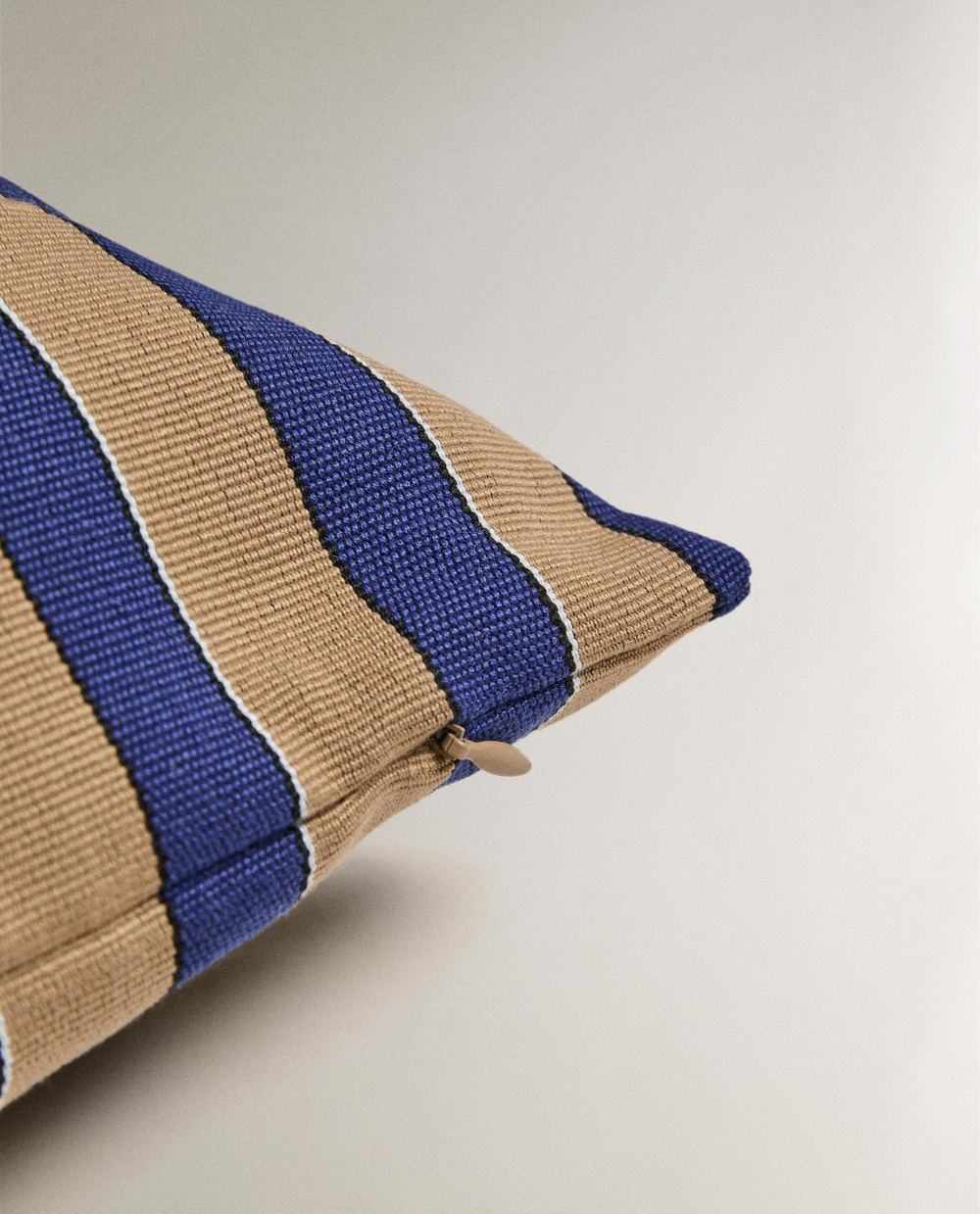 Zara Home наволочка декоративная из полиэстера, синий, в полоску, 45x45 см