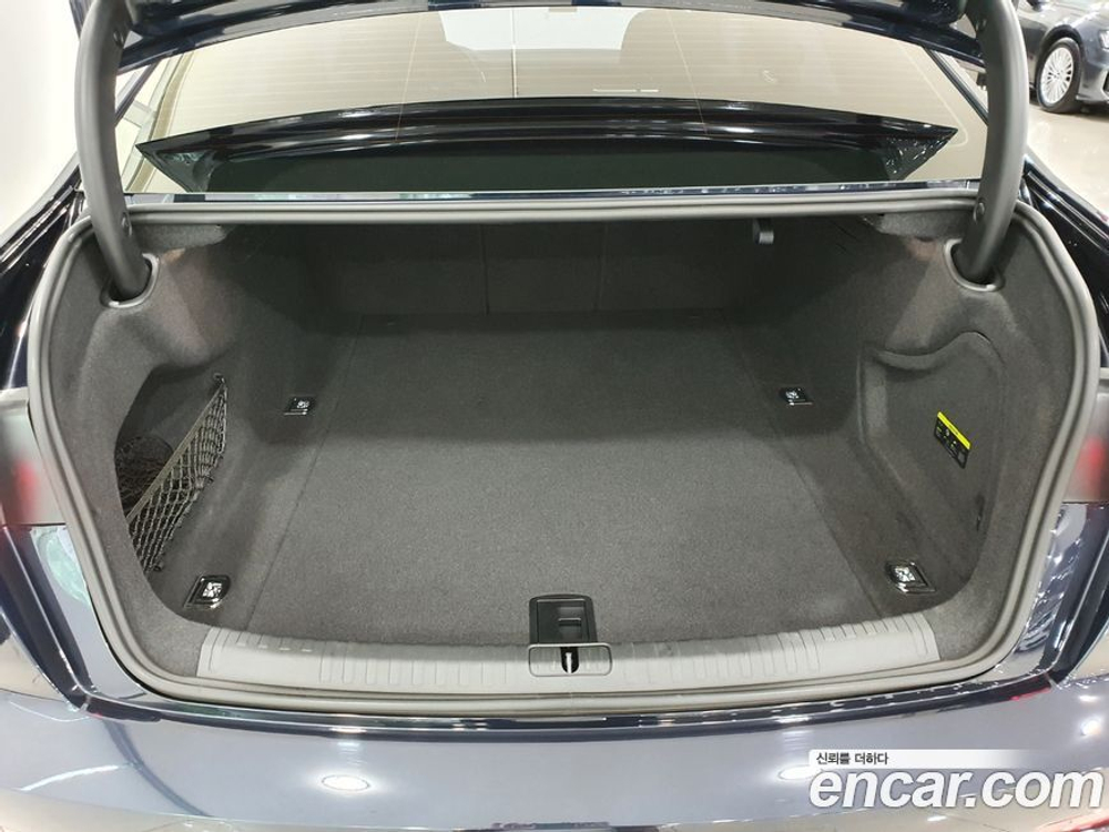 Audi A6 (C8) 40 TDI Premium (12.2020)