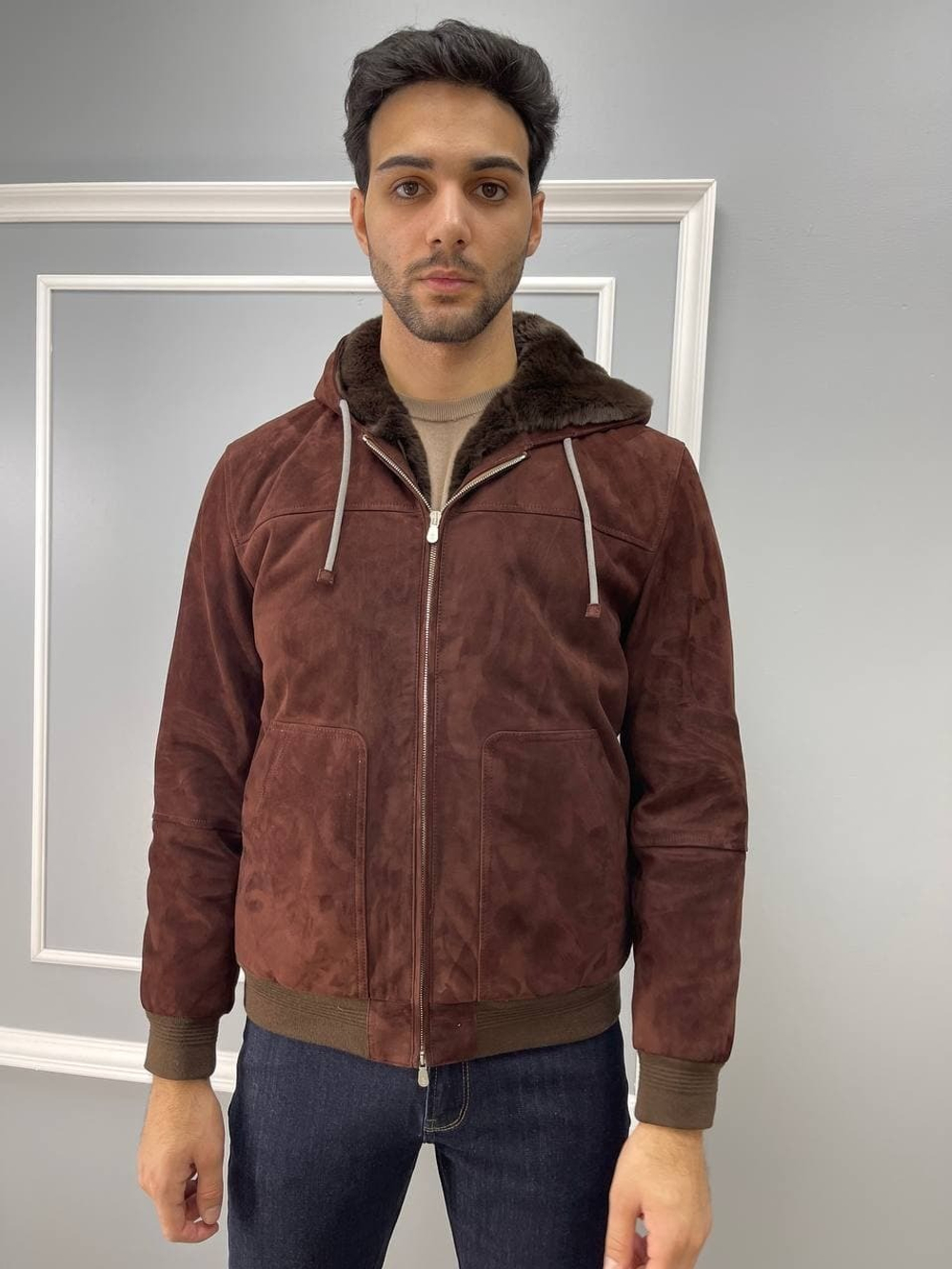 Мужской замшевый бомбер Loro Piana с мехом внутри