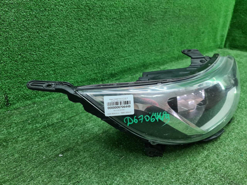 Битая Фара правая Kia Rio 3 QB (2015-2017) галоген