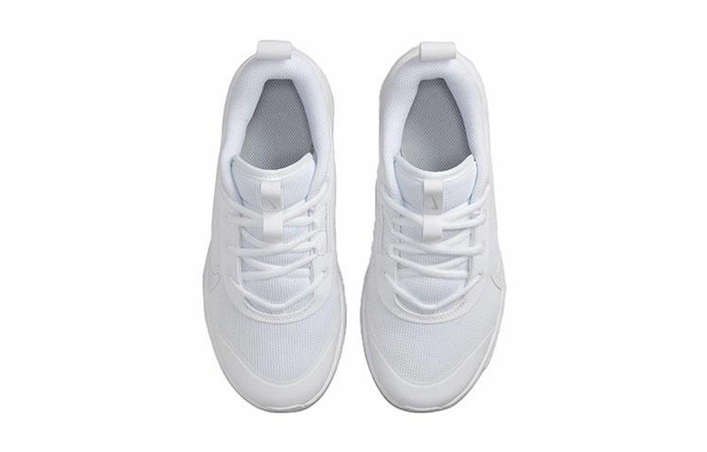Кроссовки Nike Omni Multi-Court Gs
