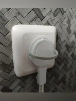 Удлинитель электрический с плоской потайной вилкой невидимкой с Кольцом 1м 3розетки