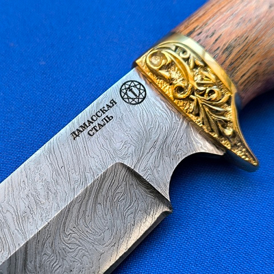 Нож кованый Сокол Дамаск, литьё латунь (Ворсма)