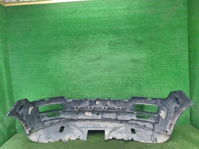 Бампер передний Range Rover Vogue 4 L405 (2012-2017)