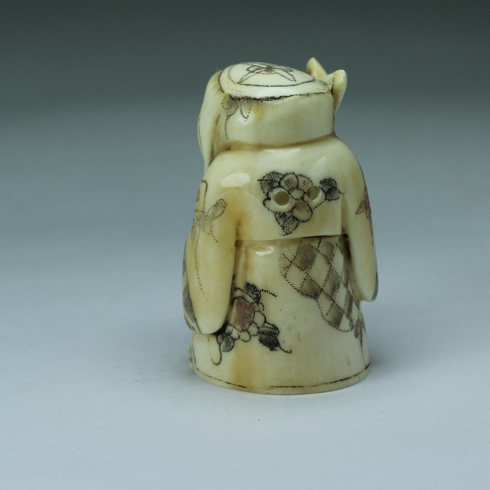 Нэцкэ Фукурокудзю с мешком и посохом