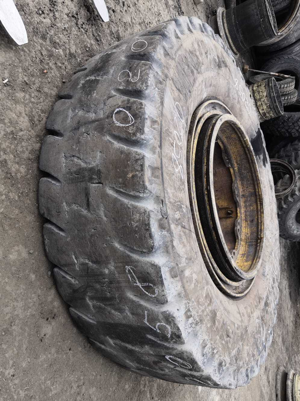 27.00R49 Michelin XDR2 шина б/у