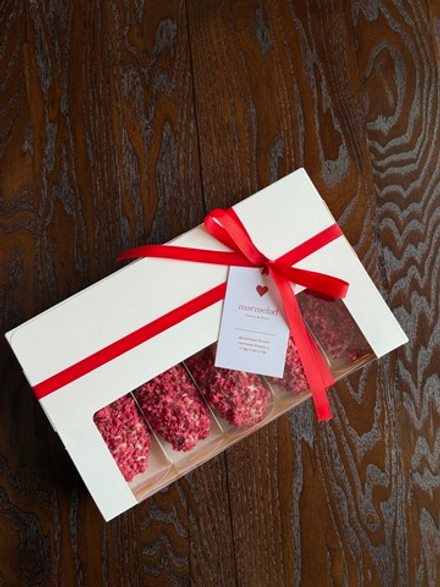 Набор эклеров - Малиновый йогурт 5шт