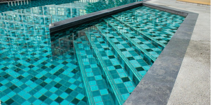 Компания POOLPLUSSERVIS предлагает полный цикл услуг по проектированию и строительству бассейнов любой сложности