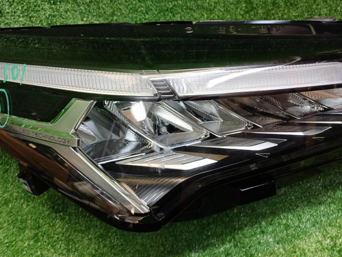 Фара правая Geely Coolray (2023-н.в.) LED
