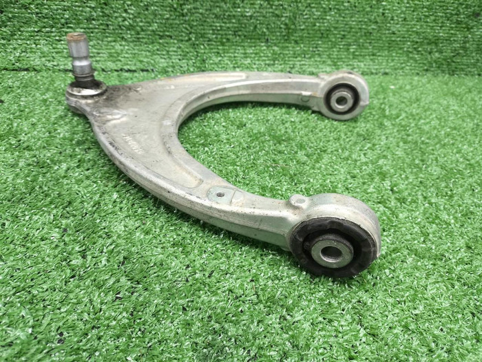 Рычаг передний правый Zeekr 001 (2021-н.в.)