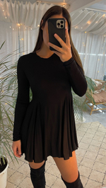 Платье короткое черное с длинным рукавом и клинья "lambada"