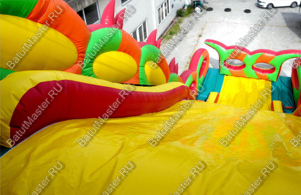 Батут-горка "Дракон 3" с шипами, два входа 10*5*8 м