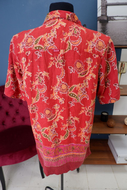 Рубашка Quiksilver модная 48 размер