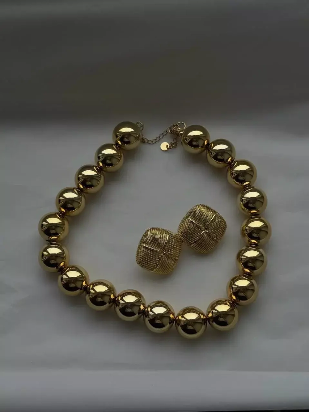 Бусы под золото