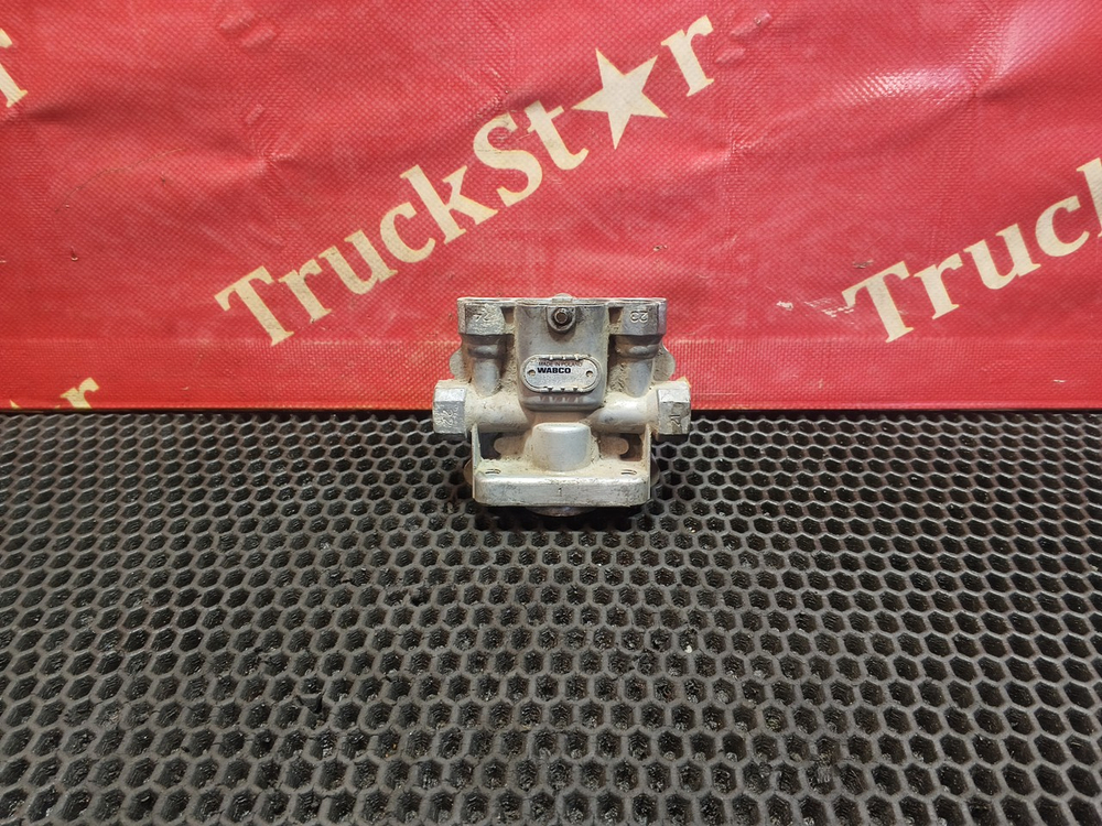 Кран защитный 4-х контурный 2017г