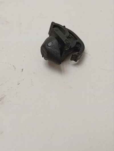 WAE20443OE кт16 Фиксатор верхней крышки стиральной машины Bosch 167581 б/у