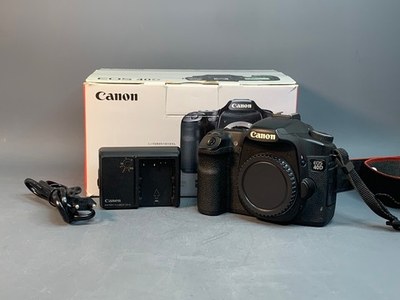 Canon EOS 40D 23.667 кадров