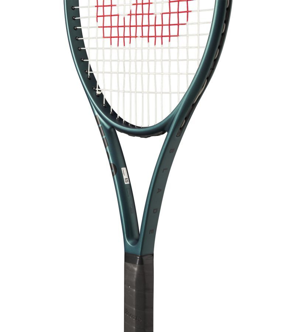 Теннисная ракетка Wilson Blade 100L V9.0 + струны