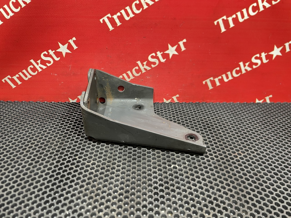 Кронштейн кабины задний левый