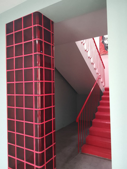 Стеклоблок самба красный окрашенный изнутри Vitrablok 19x19x8