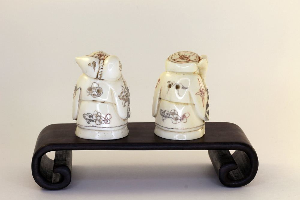 Сет нэцкэ Дзюродзин и Фукурокудзю на подставке